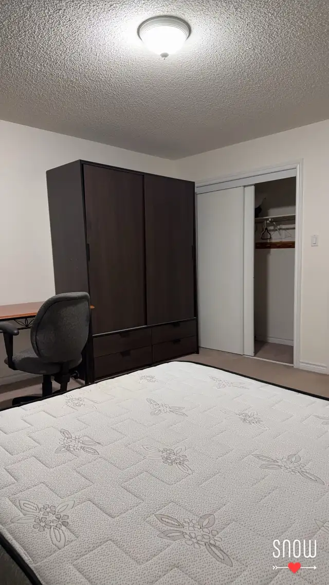 room for rent-female - Photo 5
