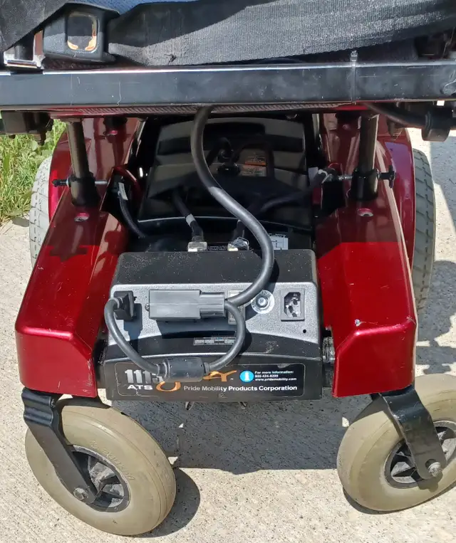 power wheelchair - Photo 5