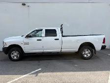 2016 Ram 3500 4WD 6.7L CUMMINS DIESEL-CREW CAB-LONG BOX-ONLY 74K - Photo 2