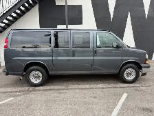 2017 GMC Savana Passenger LT 2500 12 PASSENGER-CERTIFIED-10 TO - Photo 6