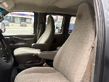 2017 GMC Savana Passenger LT 2500 12 PASSENGER-CERTIFIED-10 TO - Photo 9