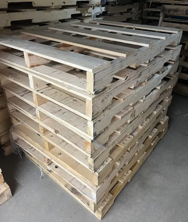 WOODEN PALLETS/SKIDS FOR SALE
