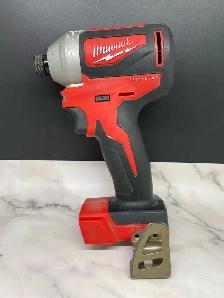 MILWAUKEE M18 1/4" HEX IMPACT DRIVER 2850-20