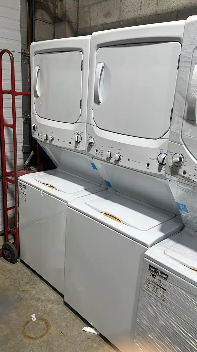 GE 24' Electric Washer /Dryer Laundry Center, Best Deal!