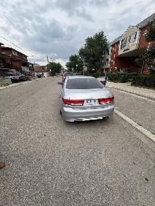 Selling 2004 Honda Accord - Photo 3