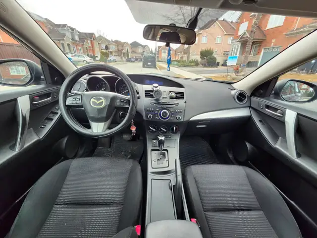 2012 Mazda 3 Sport GS Hatchback – 160,565 km  - $6,000 AS IS - Photo 5
