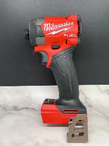 MILWAUKEE FUEL 1/4" IMPACT DRIVER 2953-20