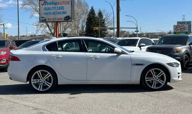 2018 Jaguar XE Premium AWD 2.0L I4 Turbo Diesel - Photo 6