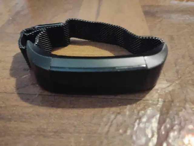 Fitbit Alta 406 Fitness Tracker NO CHARGER