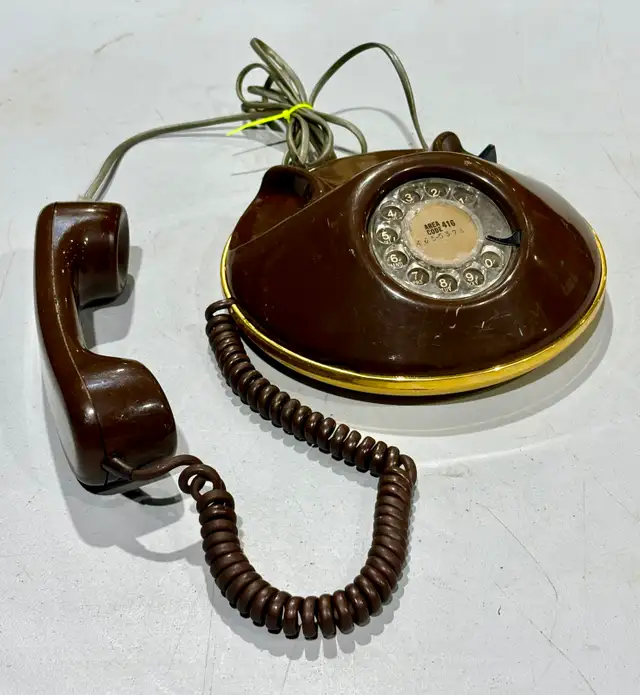 Vintage Rotary Dial Telephone Model 'Dawn' ("Northern Telecom") - Photo 3