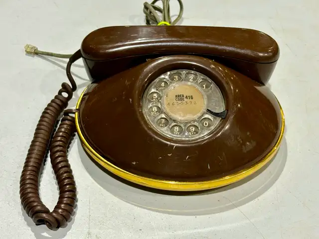 Vintage Rotary Dial Telephone Model 'Dawn' ("Northern Telecom") - Photo 9