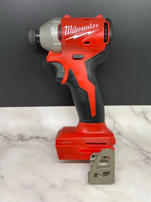 MILWAUKEE 1/4" IMPACT DRIVER 3650-20
