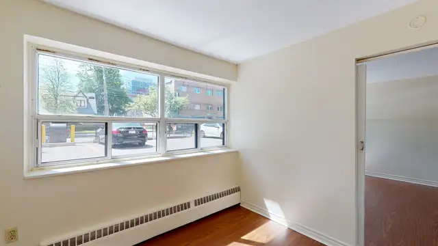 Move In June 1st! 1-Bed Apartment ~ Move In Ready ~ Pet Friendly - Photo 6