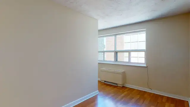 Downtown Studio - Cooper & O'Connor ~ Move in April 1st! - Photo 11