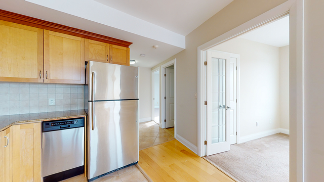 Two Bedroom Apartment Near Sandy Hill | Available May 1st - Photo 4