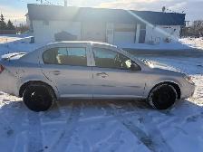 Freshly Safetied 2007 Chevy Cobalt - Photo 4