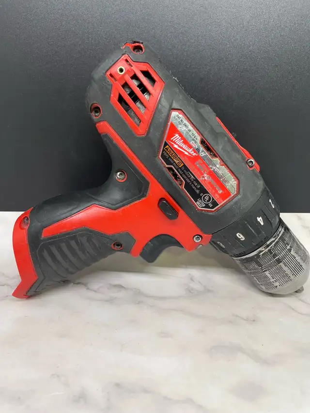 MILWAUKEE 1/4" HEX IMPACT DRIVER 2462-20 - Photo 2