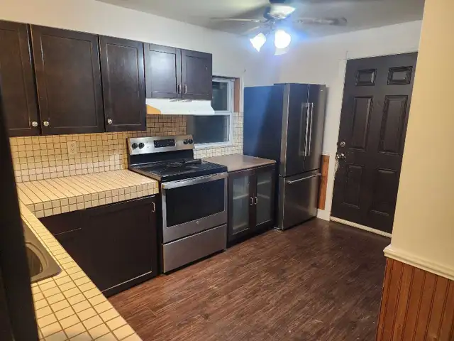 2 bedroom house in Pembroke - Photo 2