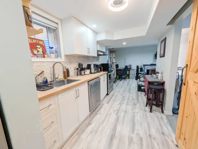 237A Scott St - All Inclusive Bachelor Apartment - Photo 2