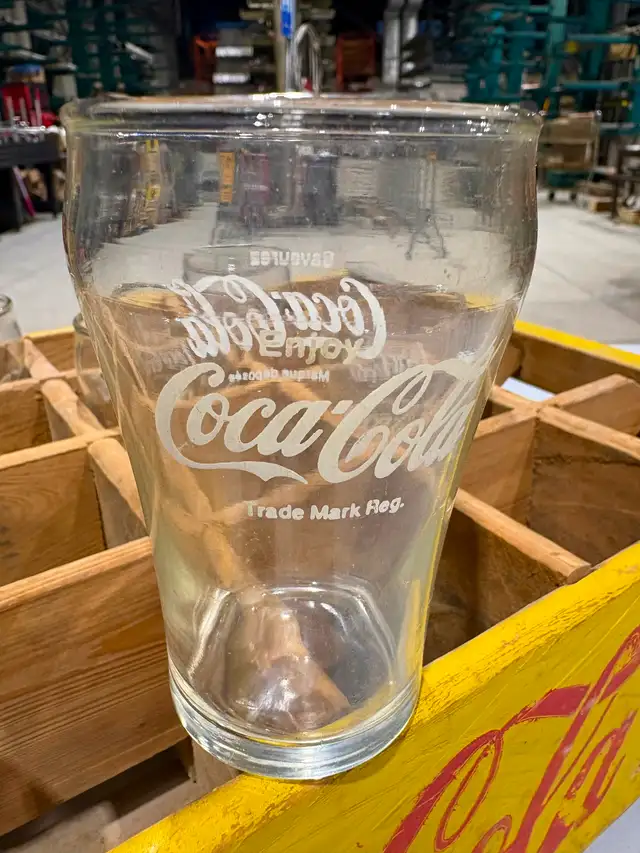 Vintage Yellow Wooden "Coca-Cola" Crate (w 7 Original Glasses!) - Photo 6