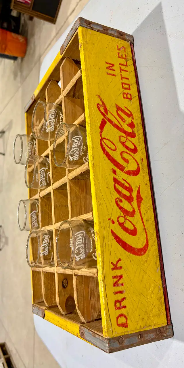Vintage Yellow Wooden "Coca-Cola" Crate (w 7 Original Glasses!) - Photo 7