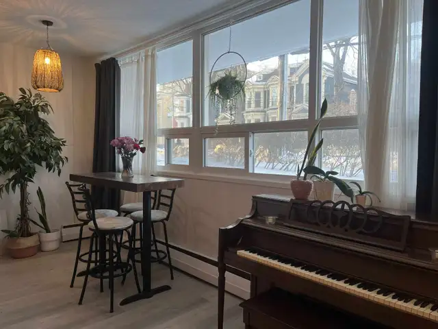 2 Bed 1 bath Renovated Apartment South End Halifax - Photo 2
