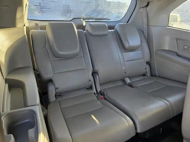2016 Honda Odyssey Odyssey EX-L V6 7-Pass : One Owner - Photo 15