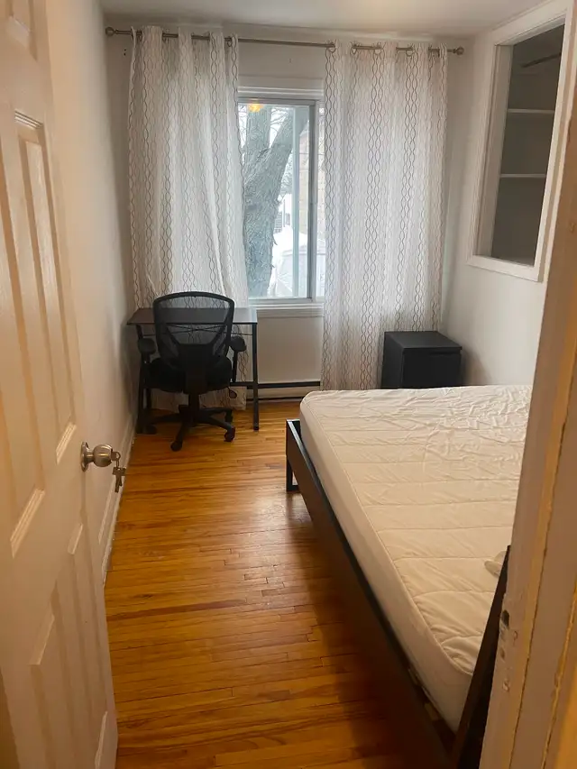 CHAMBRE À LOUER - Photo 4