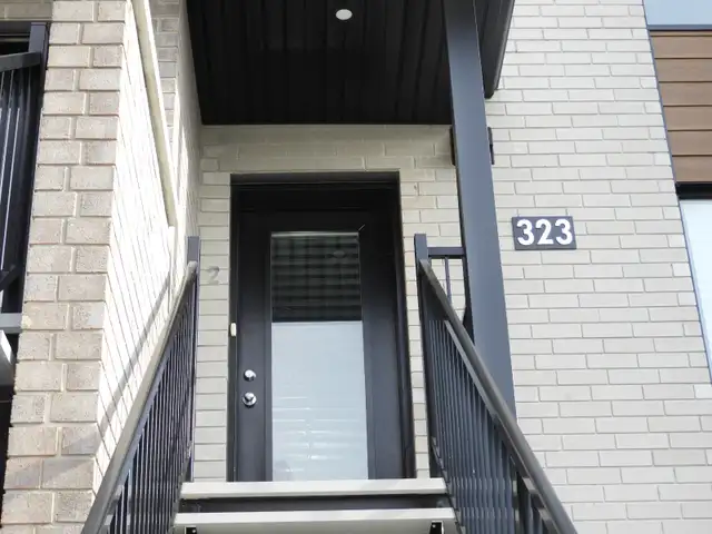 Condo de 2 chambres/5 electros/1 Remise/1Parking/Rivermead - Photo 4