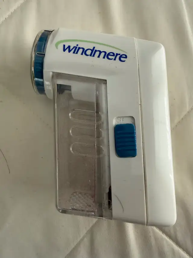 Fabric Shaver & Manicure Kit