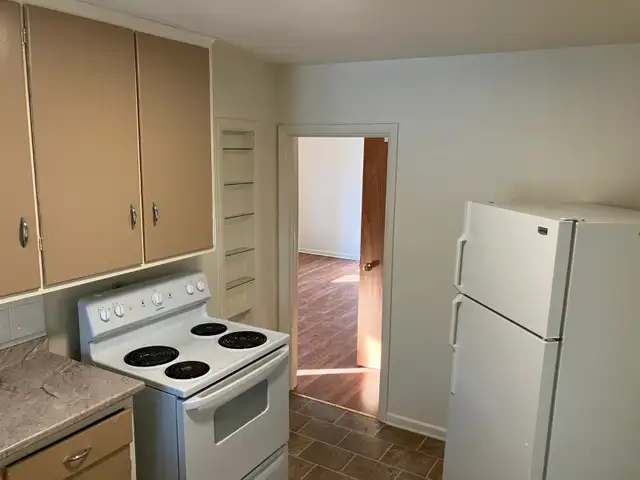 1  Bedroom Apartment For Rent - Photo 5
