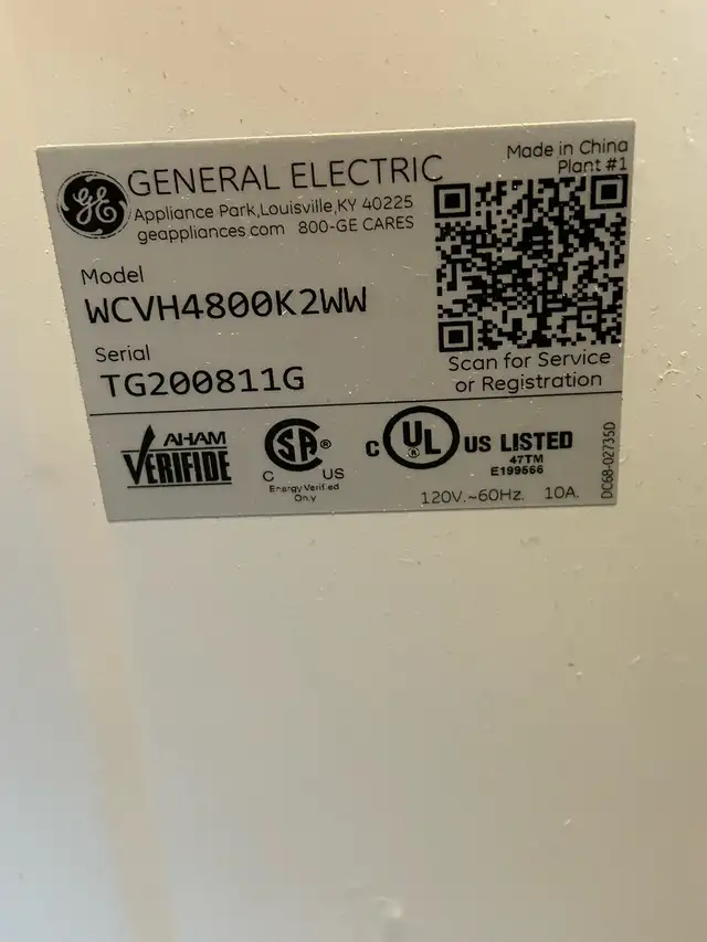 Apartment size stackable washer & dryer - Photo 2