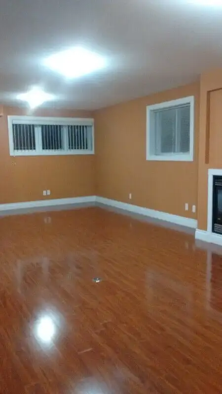 2Bed/1Bath separate entry@ Dominion/Ojibway $1700 close Uni-W - Photo 5