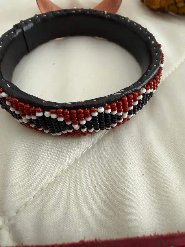 Ladies’ Jewelry - Photo 6