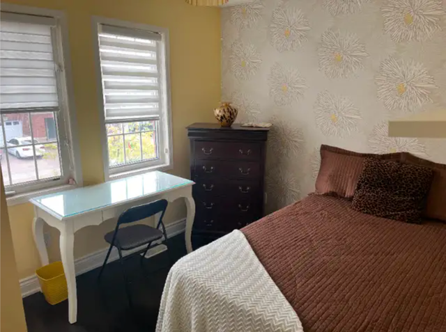 $750 All-Inclusive Furnished Room – FEMALE ONLY – Utilities & Wi
