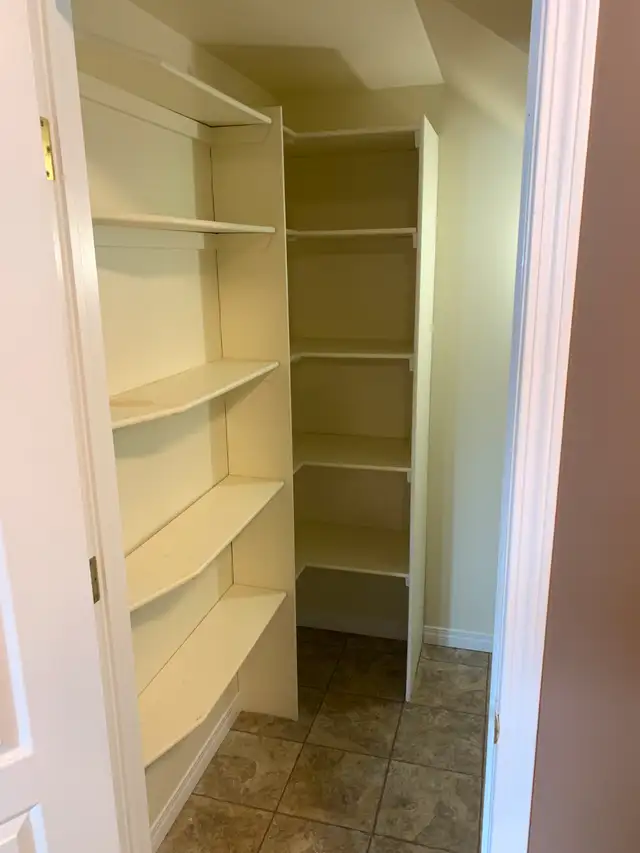 Bright and Spacious, Neat Clean Tidy 2 Bedroom 1 Bathroom - Photo 6