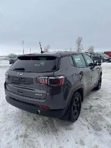 2022 Jeep Compass Sport - Photo 4
