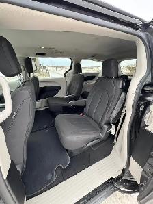 2017 Chrysler Pacifica LX - Photo 14