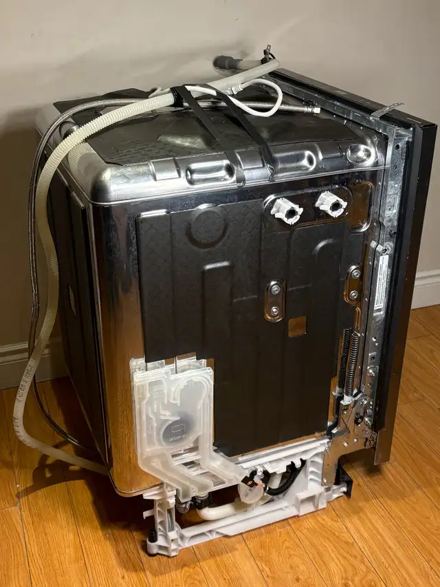 KitchenAid KDPM604KPS Dishwasher – Serviced & Tested - Photo 2