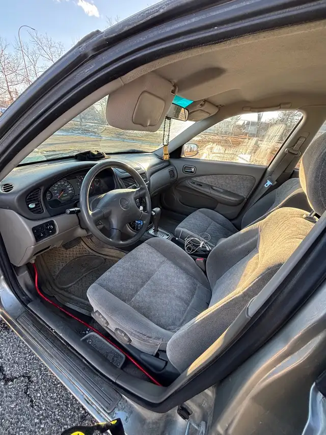 2002 Nissan Sentra - Photo 6
