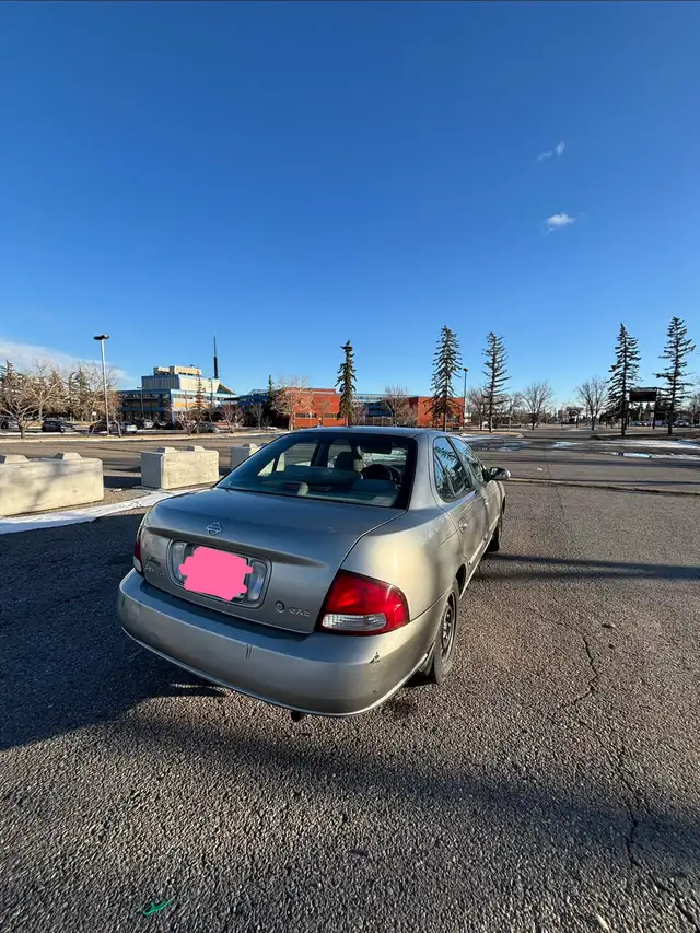 2002 Nissan Sentra - Photo 10