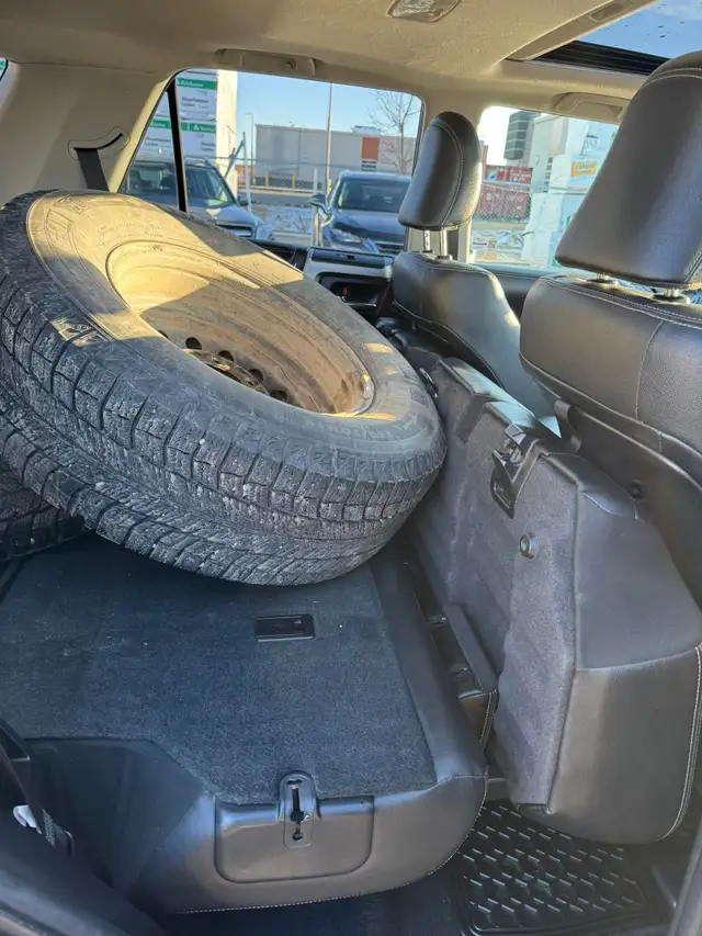 2016 Toyota 4Runner Limited : Low Mileage, One Owner - Photo 8