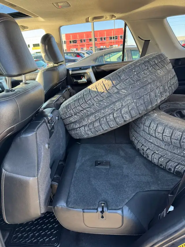 2016 Toyota 4Runner Limited : Low Mileage, One Owner - Photo 9