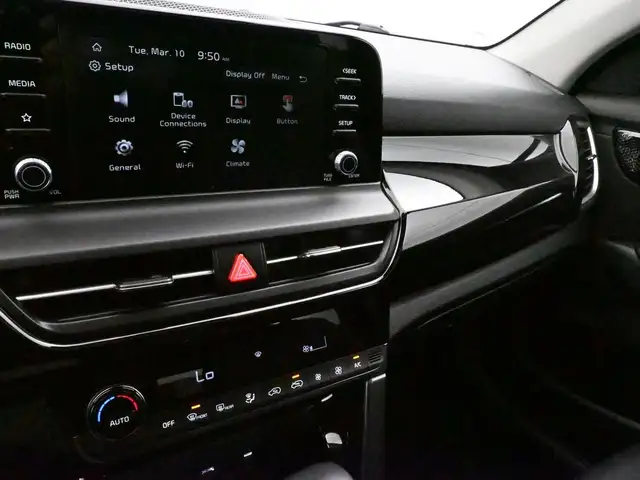 2025 Kia Seltos EX AWD Call 902-466-9550 Android Auto / Apple Ca - Photo 14