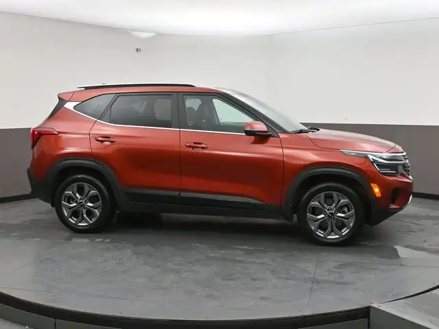 2025 Kia Seltos EX AWD Call 902-466-9550 Android Auto / Apple Ca - Photo 34