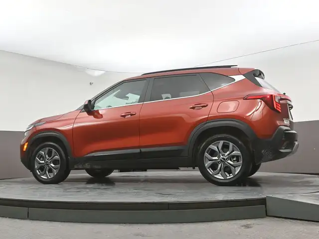 2025 Kia Seltos EX AWD Call 902-466-9550 Android Auto / Apple Ca - Photo 40