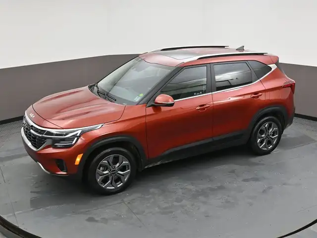 2025 Kia Seltos EX AWD Call 902-466-9550 Android Auto / Apple Ca - Photo 45