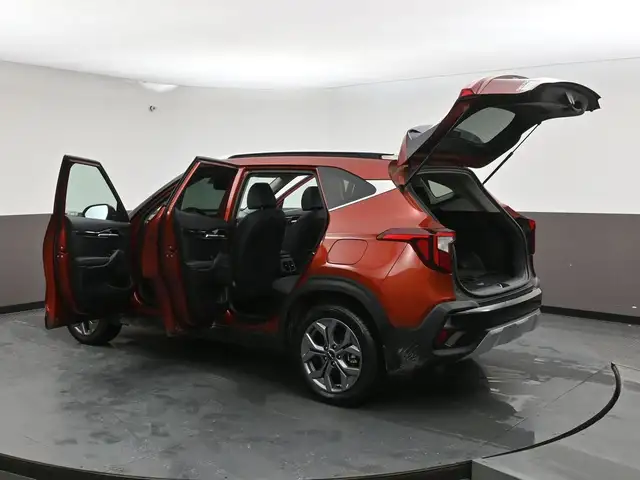 2025 Kia Seltos EX AWD Call 902-466-9550 Android Auto / Apple Ca - Photo 56