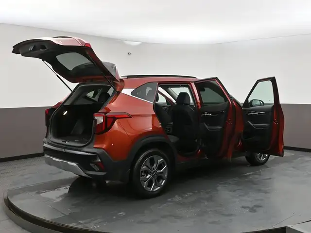 2025 Kia Seltos EX AWD Call 902-466-9550 Android Auto / Apple Ca - Photo 58