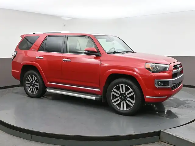 2023 Toyota 4Runner LIMITED Call 902-466-9550 ANDROID AUTO / APP